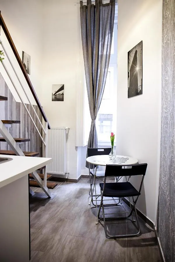 City Centre Loft Next To Synagogue 부다페스트 아파트